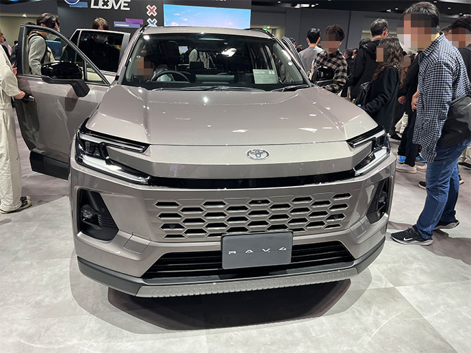 2025年モデルチェンジRAV4のエクステリア