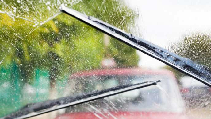 車 フロントガラス 油膜 ワイパー Kuruma