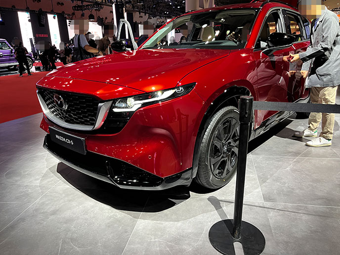 3代目CX-5のヘッドライト