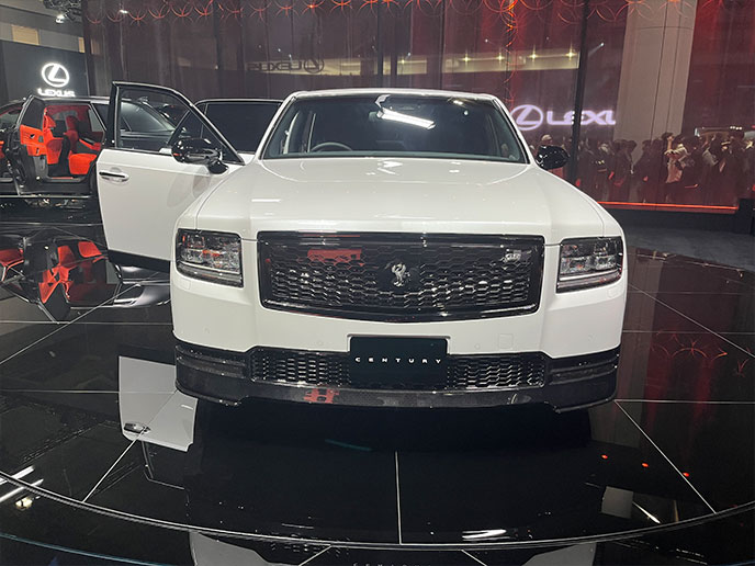 センチュリー（セダン）のフロント