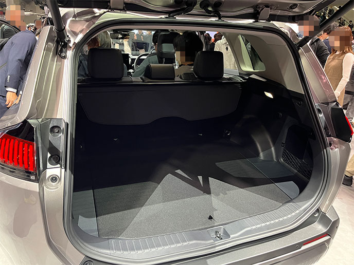 RAV4 CORE（コア）のラゲッジルーム