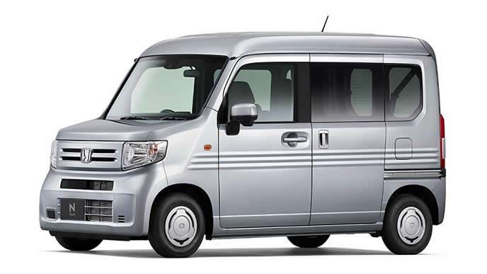 N-VANのルナシルバーメタリック