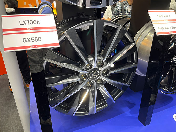 レクサス純正アルミホイール