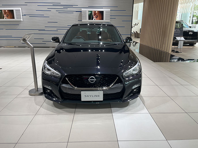 スカイラインのエクステリア