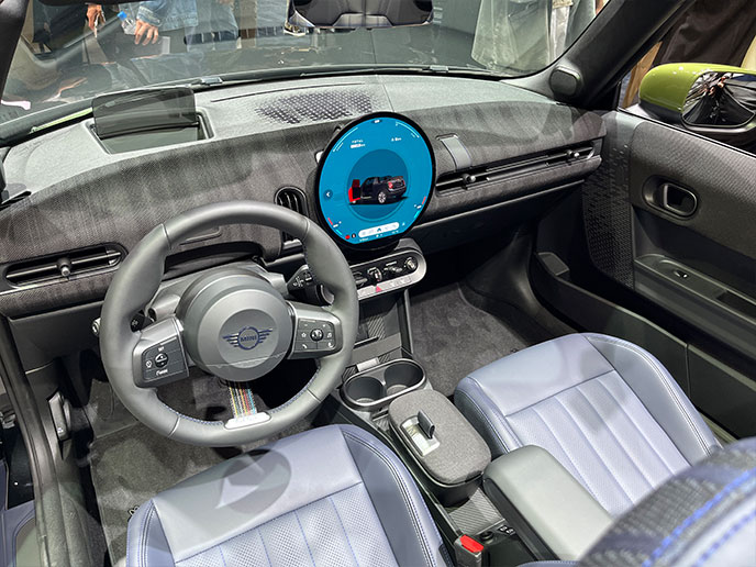 MINI COOPER CONVERTIBLE PAUL SMITH EDITION