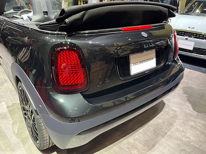 MINI COOPER CONVERTIBLE PAUL SMITH EDITION