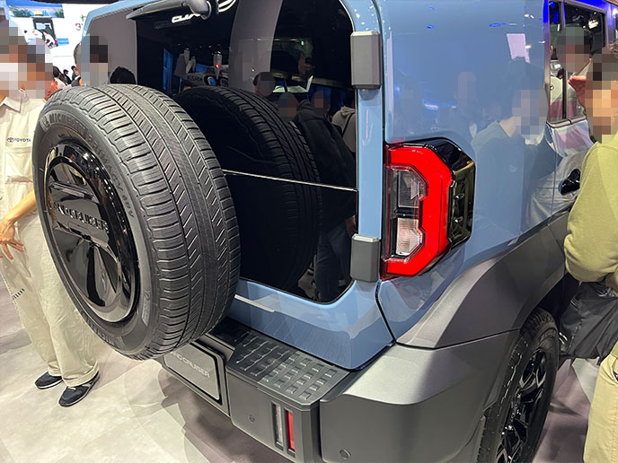 ランドクルーザーFJのリヤ