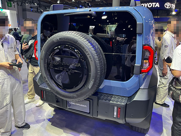 ランドクルーザーFJのリヤコンビネーションランプ