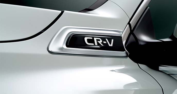 新型CR-Vのフロントフェンダーガーニッシュ