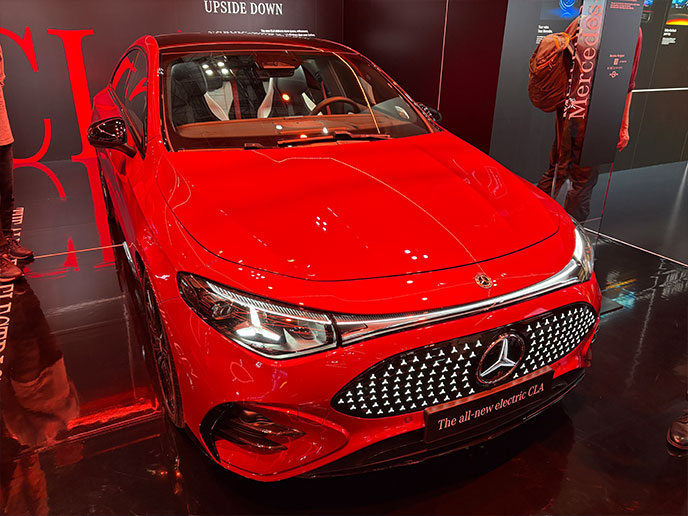 The all-new electric CLAのエクステリア