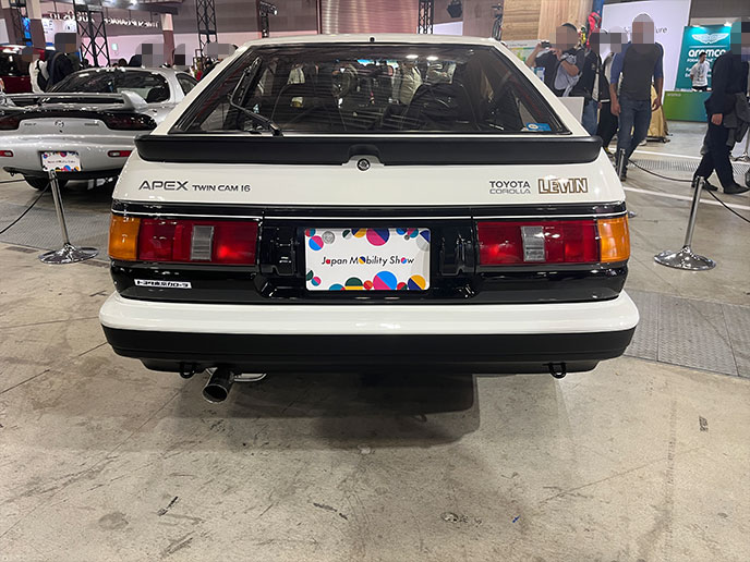 カローラレビン