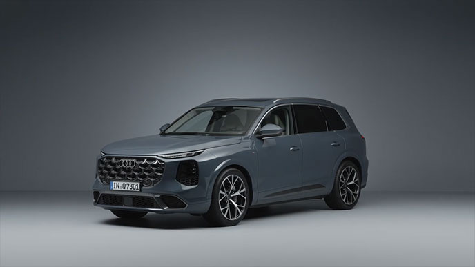 新型アウディQ7