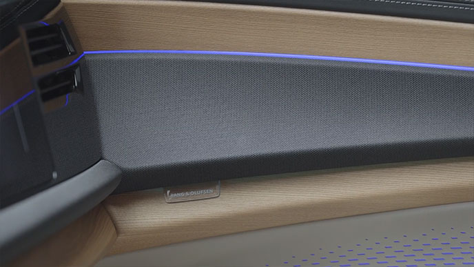 新型アウディQ7