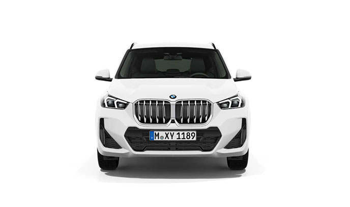 BMW X1「sDrive20i」
