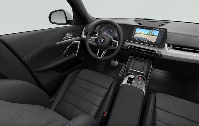 BMW X1「sDrive20i」