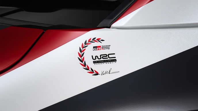 ロバンペラEditionのWRC優勝記念デカール