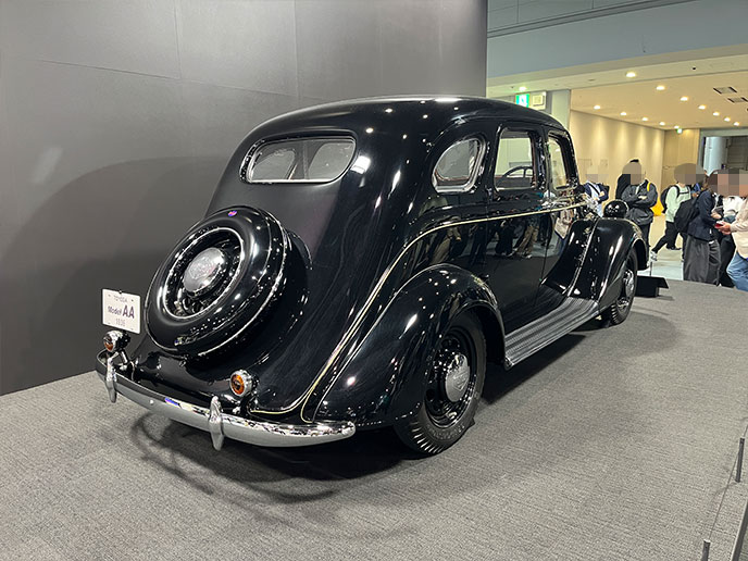 トヨダAA型乗用車のリヤ