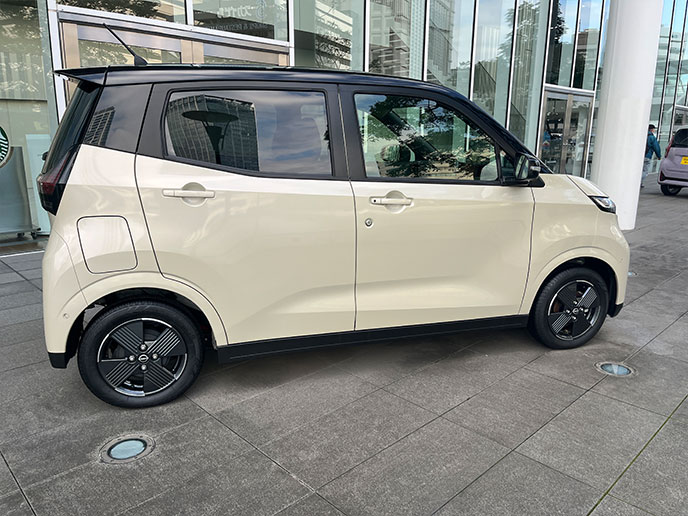 日産サクラの純正タイヤ