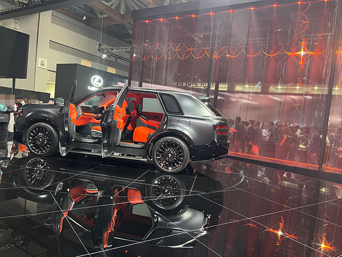 センチュリーSUVのエクステリア