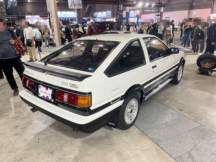 カローラレビン