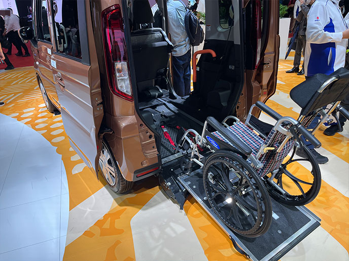 スペーシア車いす移動車の使用イメージ