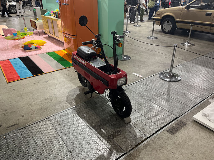 シティの荷室に積載できる50ccバイクのモトコンポも発売した