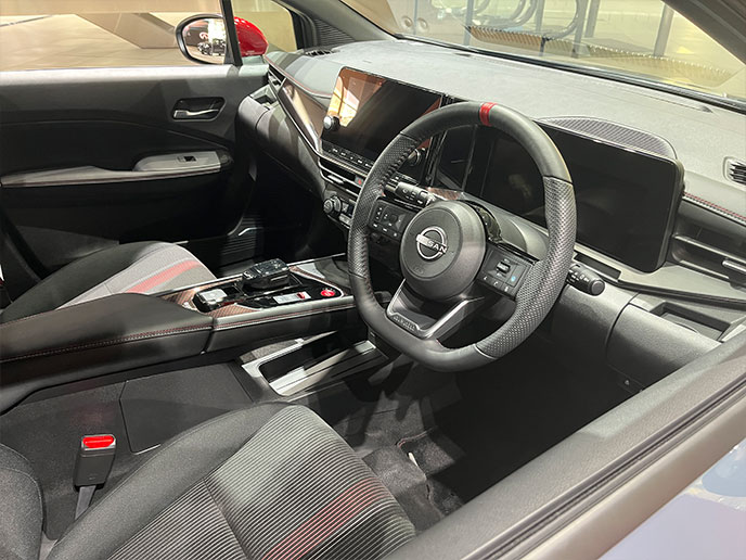 ノートオーラNISMOのインテリア