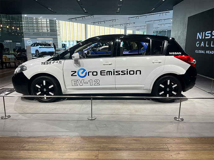 ティーダEVテストカー