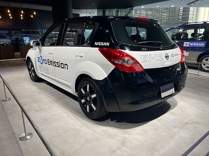 ティーダEVテストカー