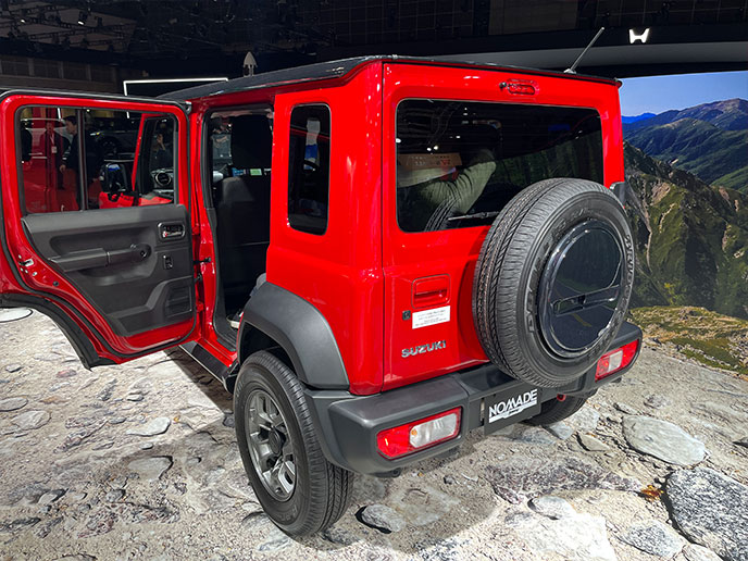 ジムニーノマドのリヤ