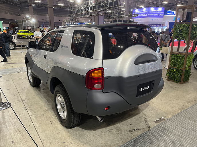 ビークロスのリヤビュー