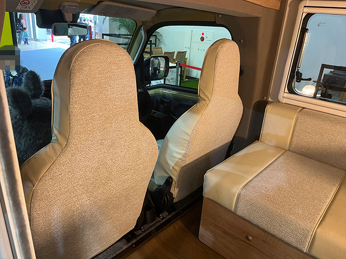 軽キャンピングカーのエクステリア