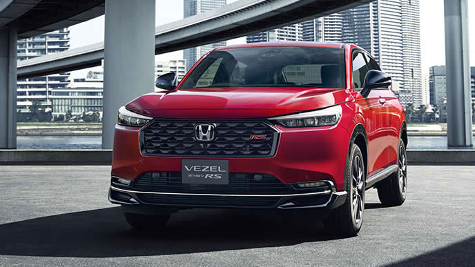 ヴェゼルの新グレードe:HEV RSのエクステリア