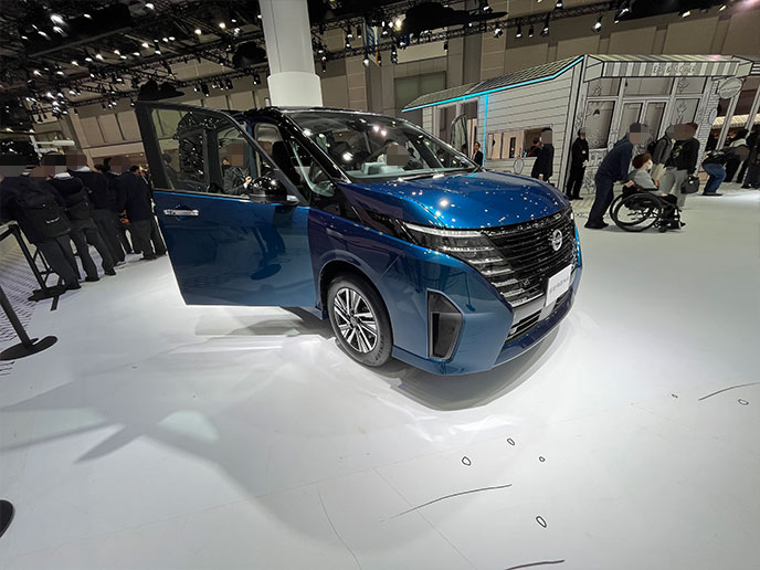 セレナのエクステリア