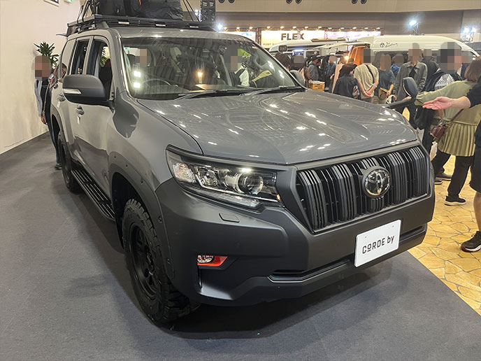 ランドクルーザープラドのキャンプ仕様カスタム