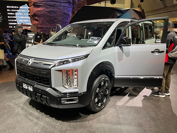 デリカD5のオーバーフェンダー