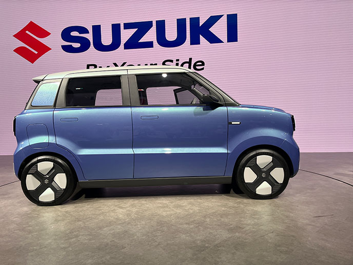 スズキ Vision e-Sky