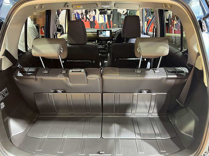 クロスビーのラゲッジルーム