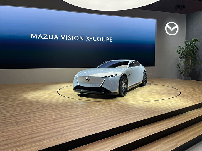 マツダ MAZDA VISION X-COUPE