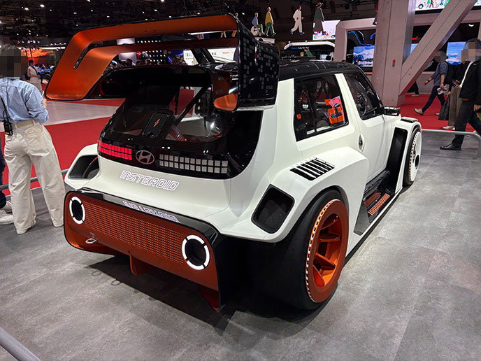 ヒョンデ INSTEROID