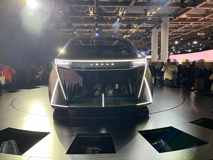 LS Concept（レクサス LS コンセプト）