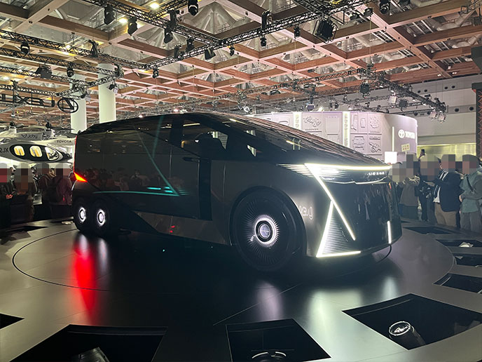 LS Concept（レクサス LS コンセプト）