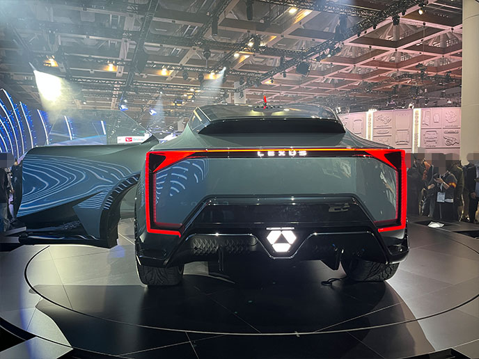 LS Coupe Concept（レクサス LS クーペ コンセプト）