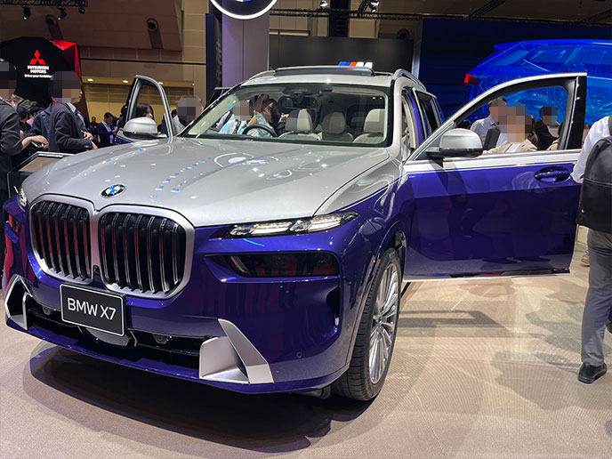BMW X7