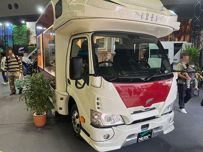 キャンピングカー