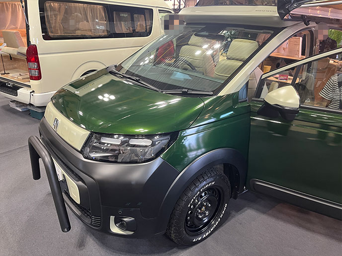 キャンピングカー