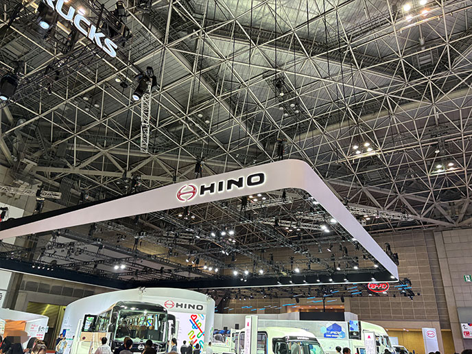 ジャパンモビリティショー2025の日野ブース