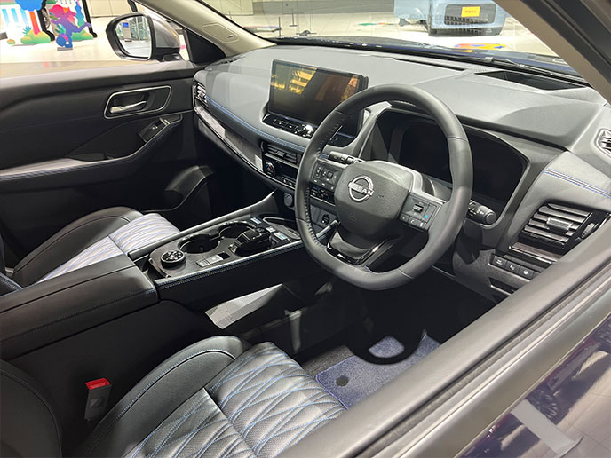 T33エクストレイルの内装