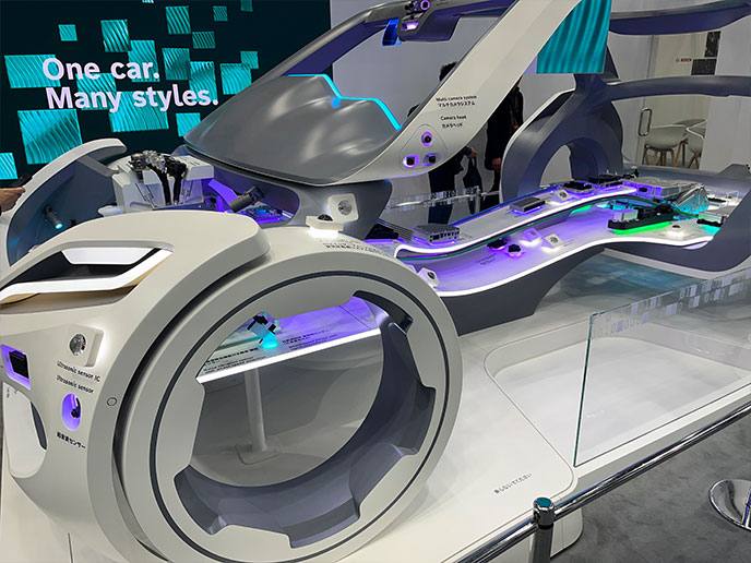 SDVの技術を可視化したBOSCH展示車両