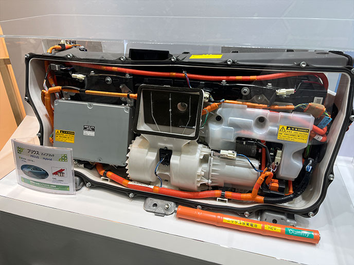 プリウスハイブリッドの円筒型ニッケル水素電池